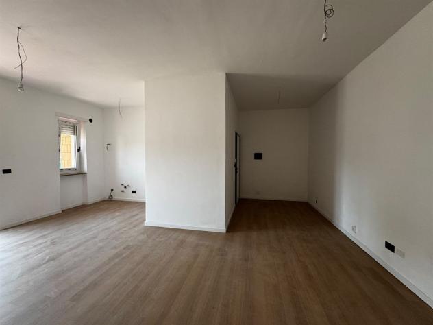 Splendido bilocale con box auto - Nuova Ristrutturazione - Foto 4