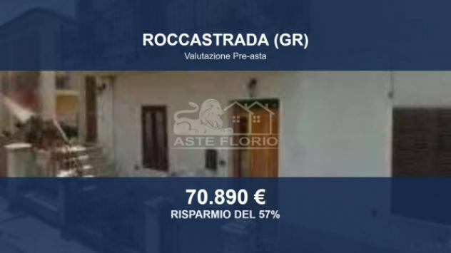 Immobile in asta di 1000 m² con più di 5 locali e box auto in vendita a Roccastrada