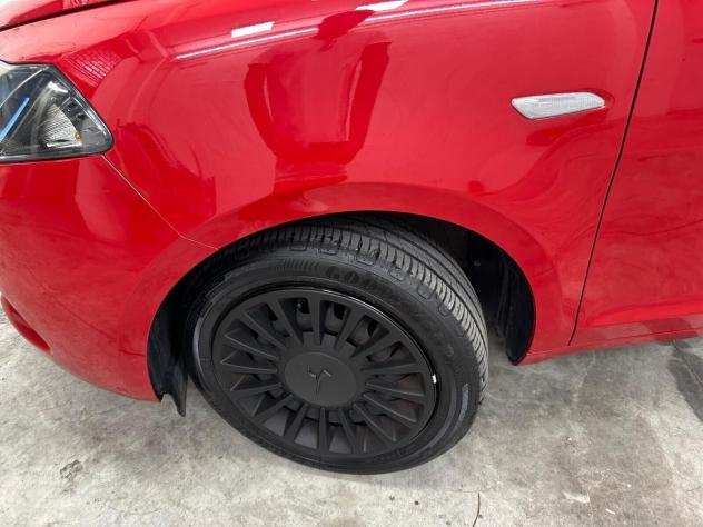 Lancia Ypsilon 1.0 FireFly 5 porte S&S Hybrid Ecochic Silver - Foto 10