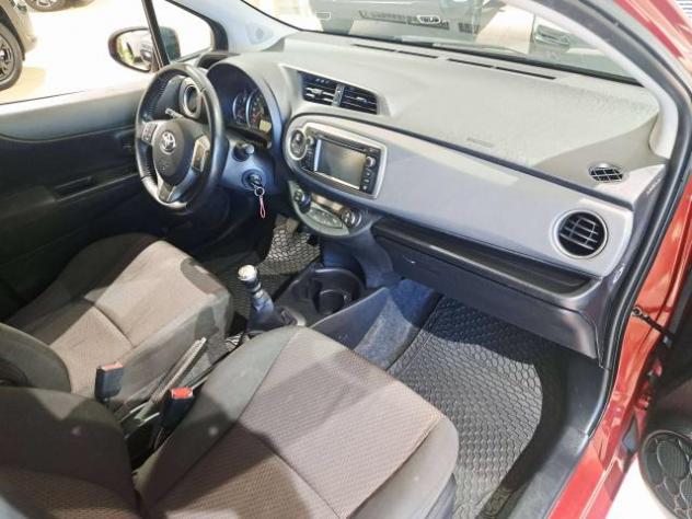 Toyota Yaris Yaris III 2011 5p 1.4 d-4d Lounge - Foto 10