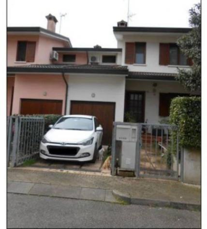 Immobile in asta di 172 m², box auto in vendita a Sacile - Foto 2