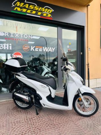 HONDA SH 300 i PASSAGGIO E TAGLIANDO INCLUSO rif. 23809518 - Foto 3
