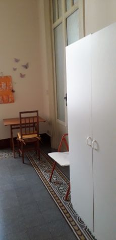A PALERMO NEL CENTRO STORICO OFFRO DUE STANZE PROSPICIENTI LA VIA ROMA - Foto 4