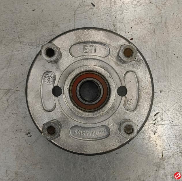 1002148   1002147 MOZZO RUOTA POSTERIORE CON DISCO FRENO MICROCAR VIRGO III
