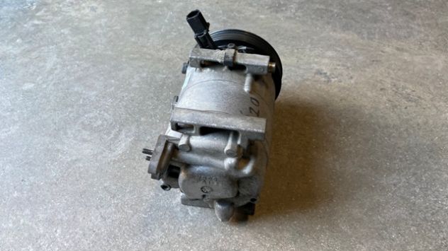 Compressore climatizzatore Hyundai I20 1.2 benzina del 2012 (F500-KP8AA05) - Foto 4
