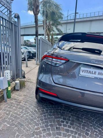MASERATI LEVANTE MHEV 330 CV AWD GT - Foto 10