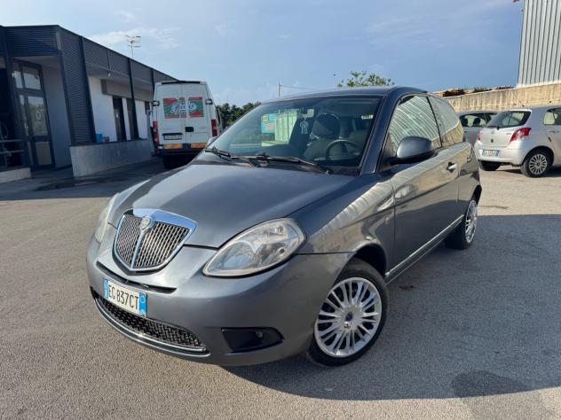 Lancia Ypsilon 1.2 69 CV 5 porte GPL Ecochic Platinum
