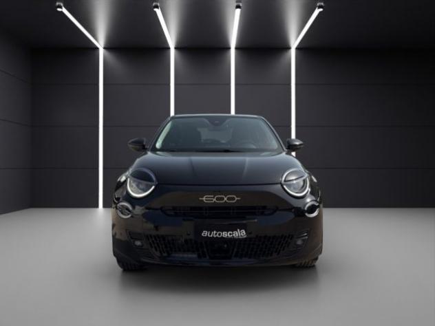 FIAT 600 Hybrid 145 CV DCT MHEV Icon rif. 23939379 - Foto 8
