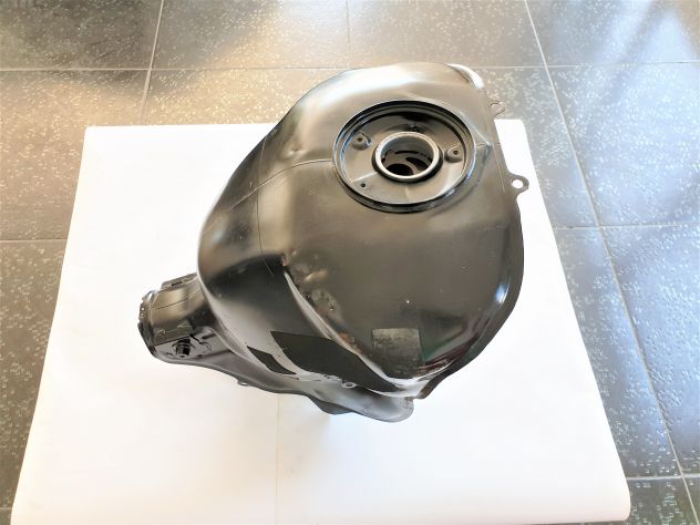 SERBATOIO CARBURANTE MOTO HONDA CBR 1000 RR - Foto 6