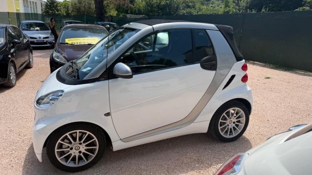 Smart ForTwo 1000 52 kW MHD cabrio passion - Foto 4