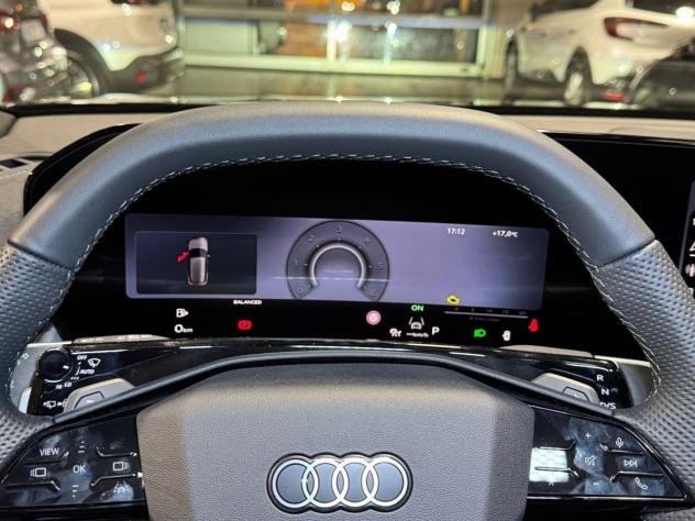 Audi Q3 3ª serie TDI 110 kW S tronic S Line edition - Foto 6