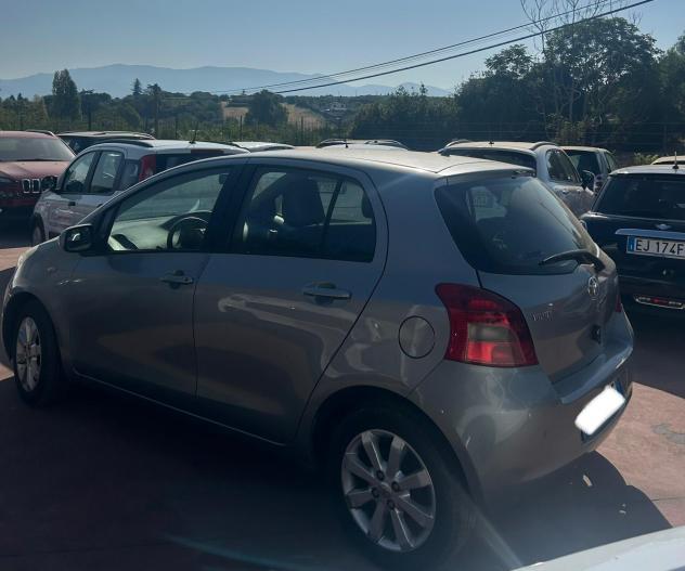 Toyota Yaris 1.3 5 porte Navi - Foto 4