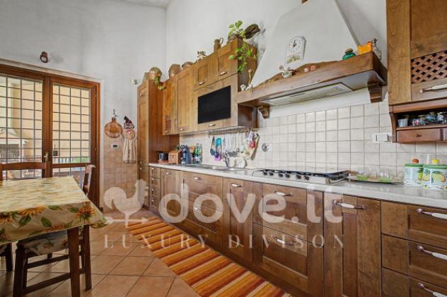 Villa di 350 m² con più di 5 locali e box auto doppio in vendita a Roma - Foto 12