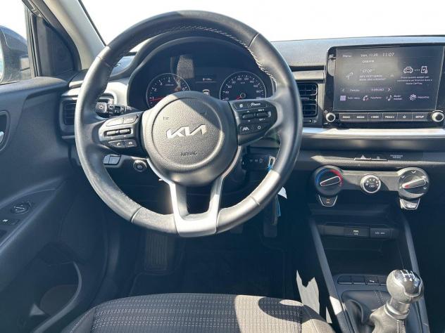 Kia Stonic 1.2 Style ecogpl 82cv - Foto 7