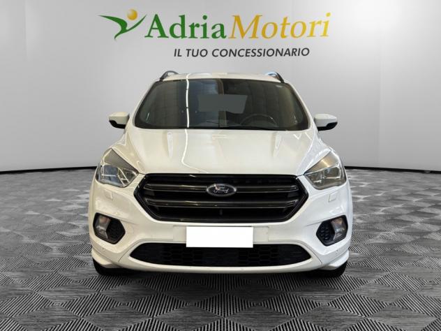 Ford Kuga 1.5 TDCi 120CV S&S 2WD ST-Line - Foto 8