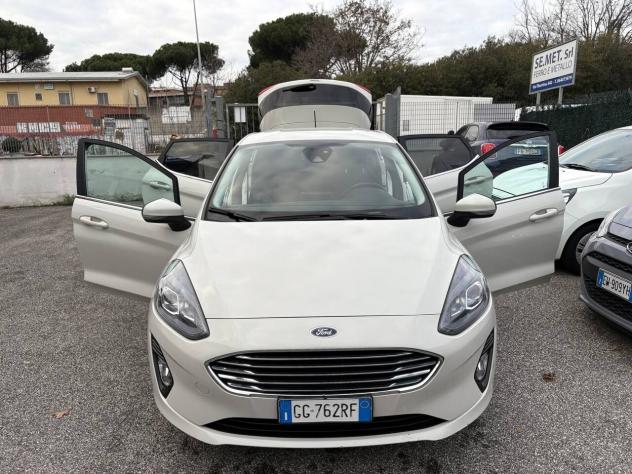 Ford Fiesta 1.0 Ecoboost Hybrid 125 CV 5 porte ST-Line - Foto 2