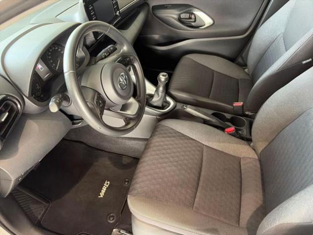 TOYOTA Yaris 1.0 5 porte Active rif. 23940901 - Foto 6
