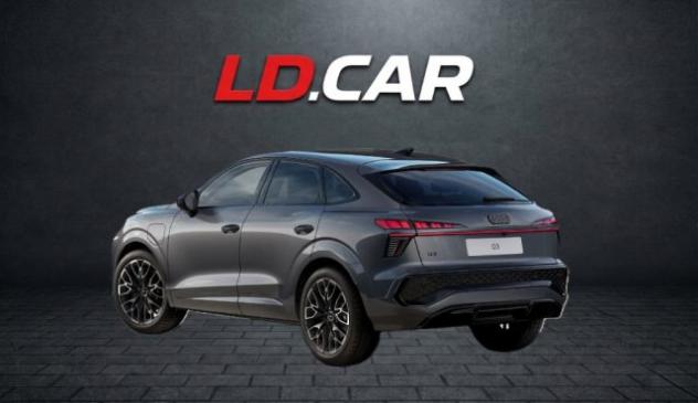 AUDI Q3 SPB e-hybrid 200 kW S tronic S line Identity Black rif. 23861209 - Foto 3