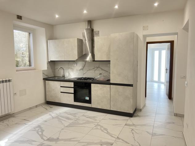 Trilocale in affitto a Carrara - Foto 2