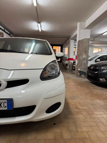 TOYOTA AYGO 1.0 CONNECT SOLO 59.000 KM GARANZIA NEOPATENTATI OK. - Foto 7
