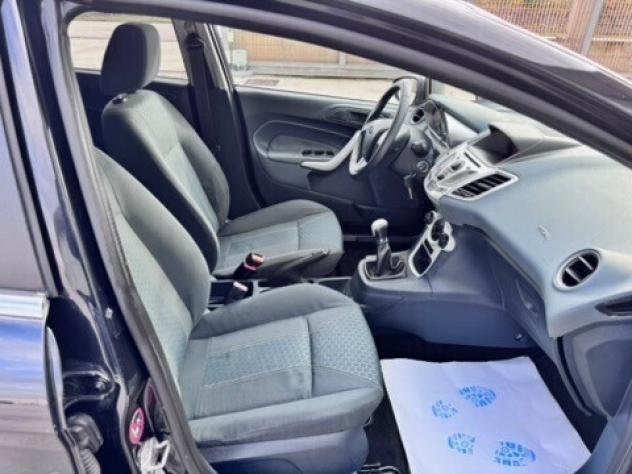 Ford Fiesta 1.6 TDCi 90CV 5 porte DPF Titanium - Foto 6