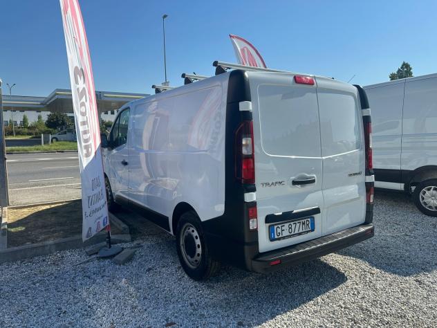 Renault Trafic T27 2.0 dCi 120CV PC-TN Furgone - Foto 5