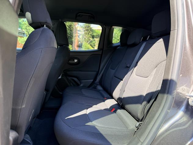 Jeep Renegade 1.3 T4 190CV PHEV 4xe AT6 - Foto 9