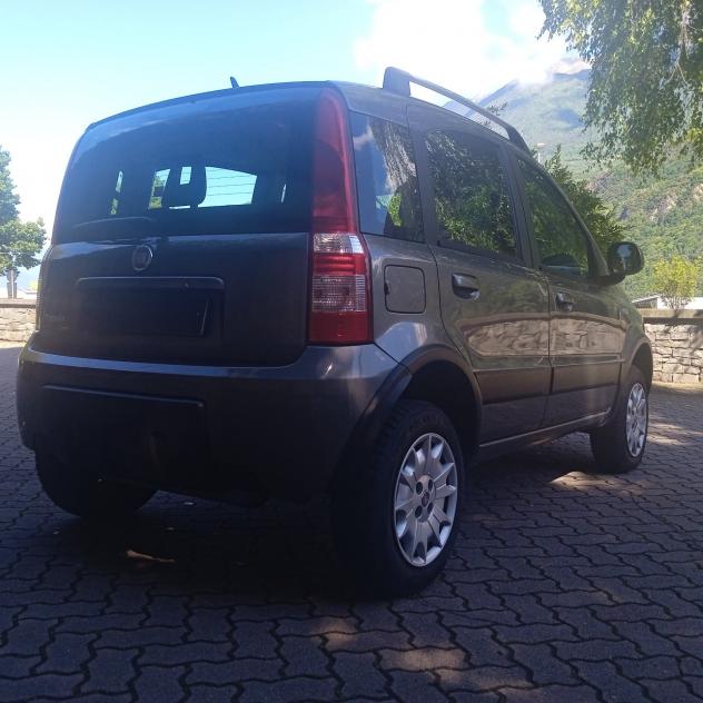 Fiat Panda 1.3 MJT 16V DPF 4x4 Climbing - Foto 3