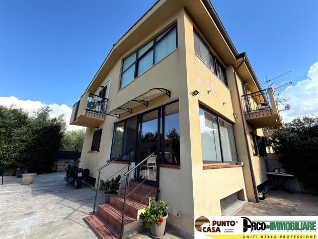 CARINI – VIA MILIOTI | PORZIONE DI VILLA BIFAMILIARE CON 500 MQ DI TERRENO - Foto 7