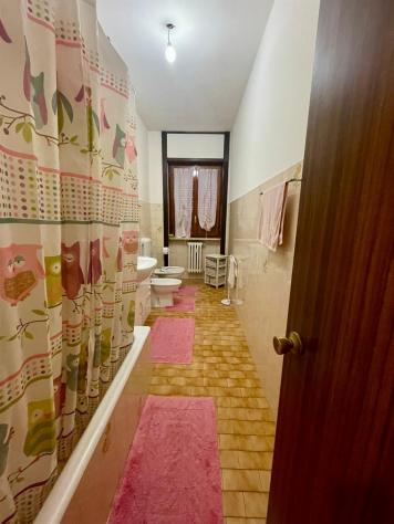 gll1000 - grande trilocale arredato, spese condominali e riscaldamento inclusi - Foto 18