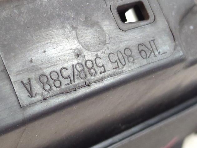 1K9805588 RIVESTIMENTO ANTERIORE BATTICOFANO VOLKSWAGEN GOLF 6 SW 1.6 D 77KW AUT 5P (2012) RICAMBIO USATO - Foto 3