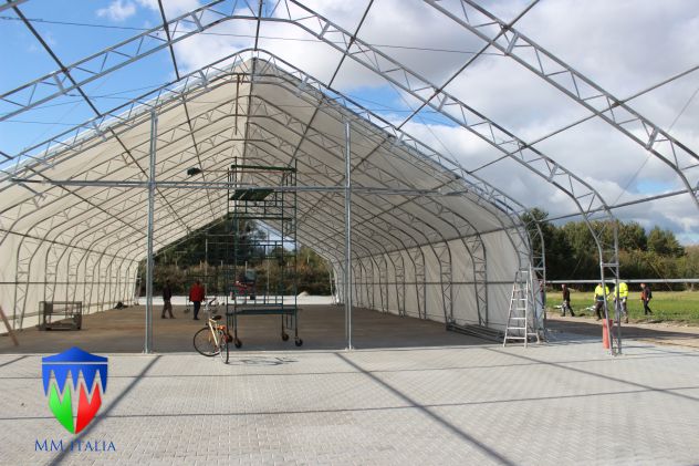 TENDOSTRUTTURA TELAIO A TRALICCIO 12 X 21 X 4,0 LAT. 6,4 CENTR. PVC 650 GR. MQ. - Foto 8