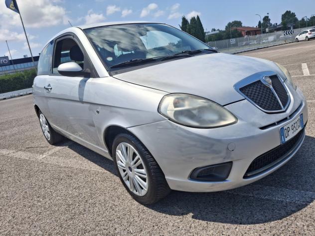 Lancia Ypsilon 1.2 Benzina-OK NEOPATENTATI- - Foto 4