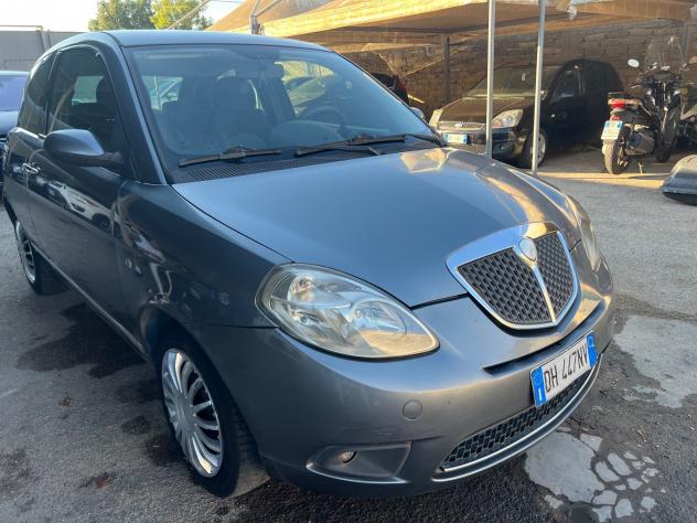 Lancia Ypsilon 1.3 MJT 75 CV 07