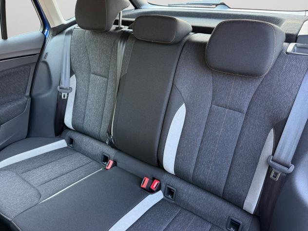 Škoda Kamiq Black Dots 1.0 TSI 70 kW (95 CV) 5 marce - manuale - Foto 10