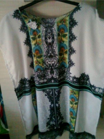 Sarta crea e vende abbigliamento tuniche su misura - Foto 5