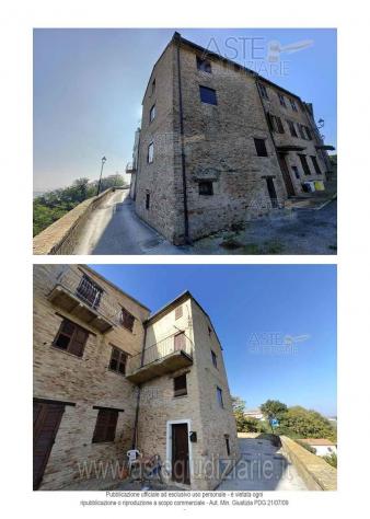 IMMOBILI-IMMOBILE RESIDENZIALE-via Castello n.7 - Foto 2