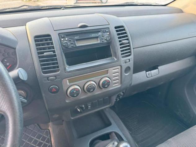 NISSAN Navara 2.5 dCi 4 porte Double Cab LE rif. 23846167 - Foto 10