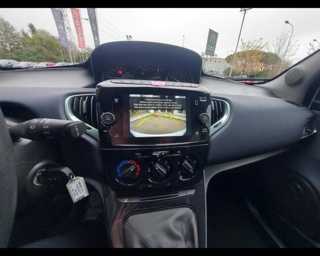 Lancia Ypsilon 3ª serie 1.0 FireFly 5 porte S&S Hybrid Gold - Foto 9