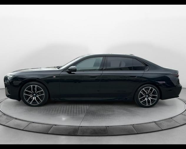 BMW Serie 7 G70 740d mhev xdrive MSport auto - Foto 9