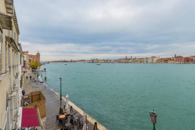 Appartamento di 139 m² con più di 5 locali in vendita a Venezia - Foto 19