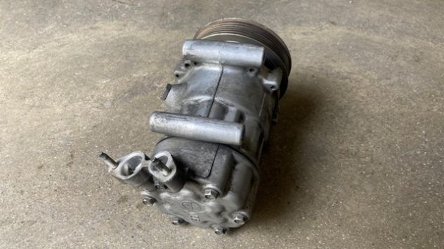 Compressore climatizzatore Citroen C3 1.4HDI del 2006 (9655191680) - Foto 4