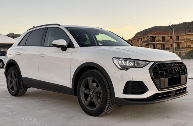 Audi Q3 Business 2.0 TDI 150CV 35 - Foto 3