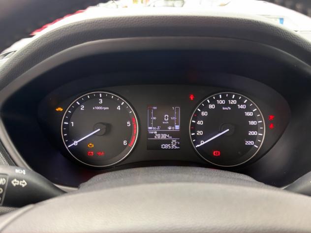Hyundai i20 i20 5p 1.1 crdi Login 75cv - Foto 7