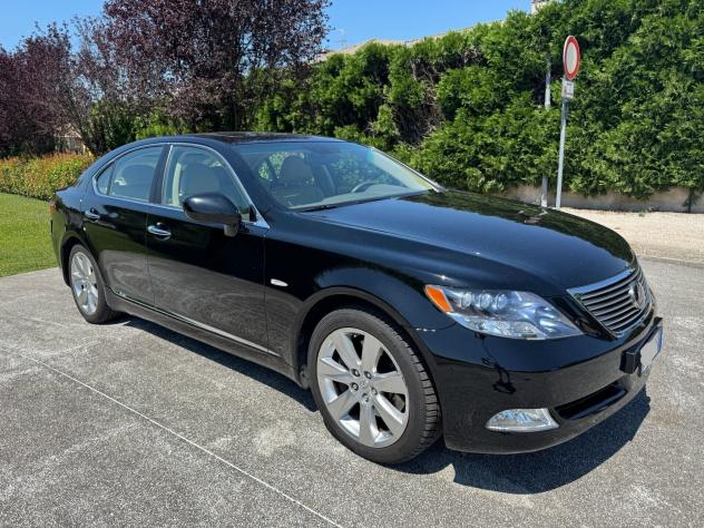 Lexus LS 600 600h - Foto 2