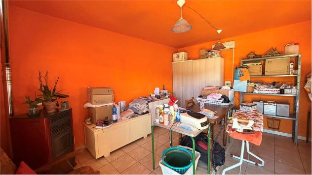 Fattoria LUCCA - Lucca, Moriano – Ampia Proprietà Agricola con Casale, Capanna e 1,6 Ettari di Terreno - Foto 8
