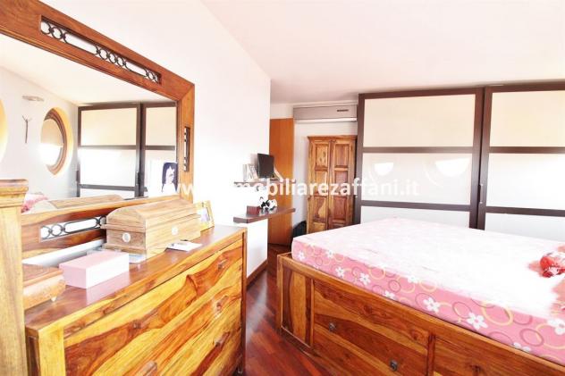 Appartamento mansardato di tre locali oltre servizi - Foto 17