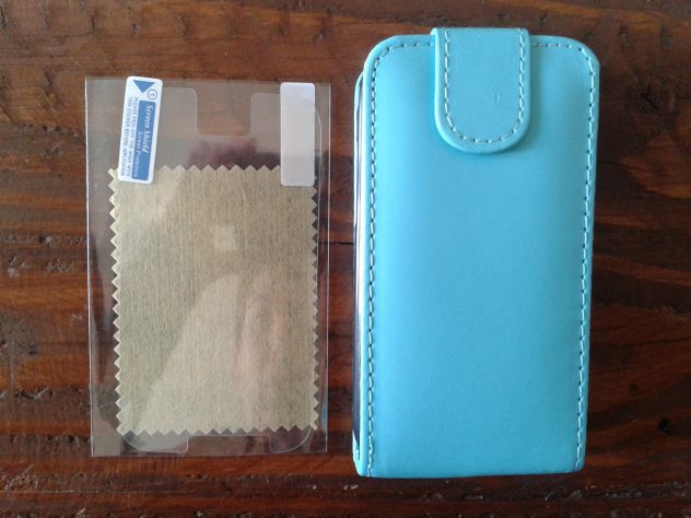 Custodia Samsung Ace Plus S7500 pellicola