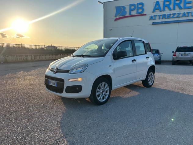 Fiat Panda 0.9 TwinAir Turbo Natural Power Easy 2018 - Foto 3