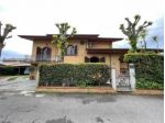 Villa in vendita a Poveromo - Massa 250 mq  Rif: 1095656